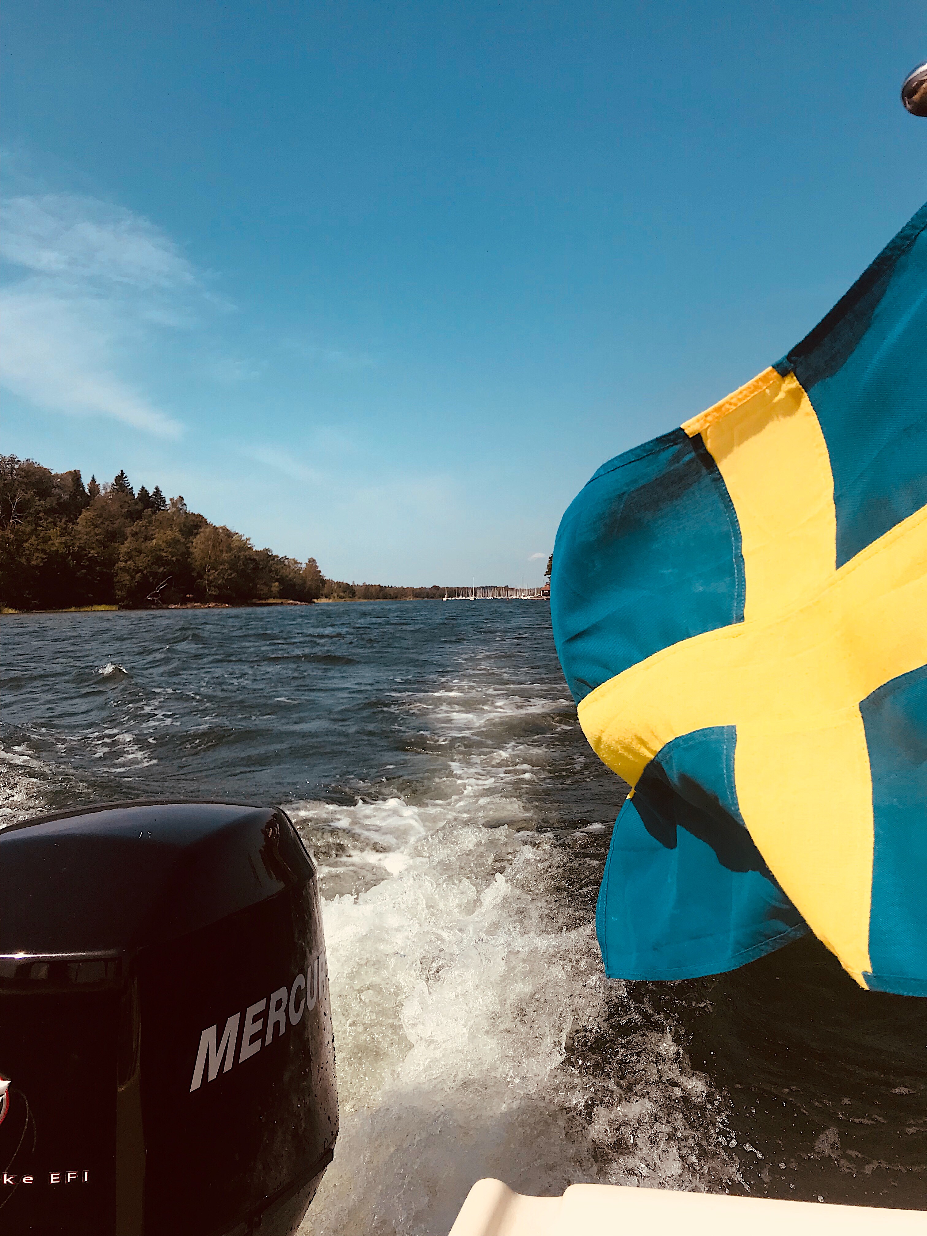 7067AFE0-625C-45F8-9A57-23EF05C700D1